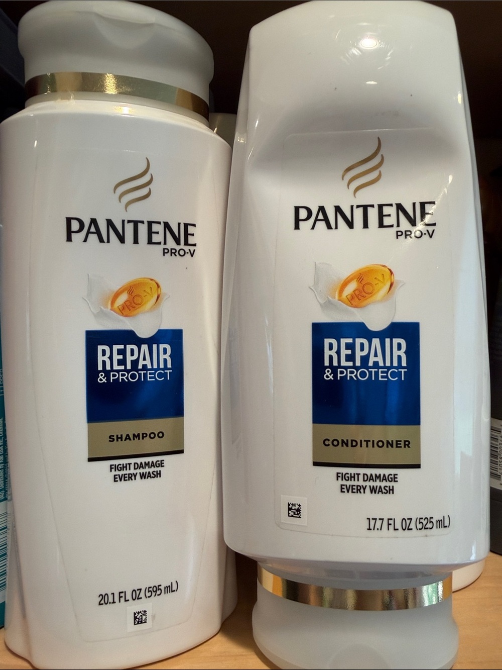 Pantene Pro-V Repair & Protect Shampoo and Conditioner - White